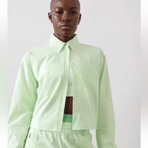 Athleta Midday Cropped Poplin Shirt